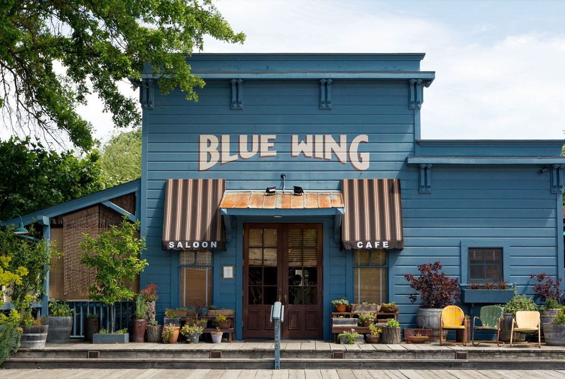 Blue Wing ﻿Sa﻿loon﻿